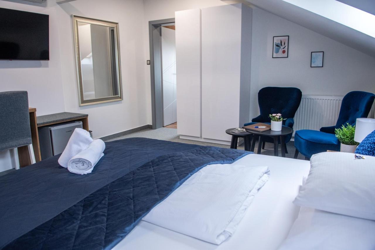 Hotel Dolce Vita บาลาทอนเคเนเช ภายนอก รูปภาพ